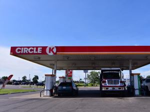 Circle K yoqilg'i stansiyasi belgisi